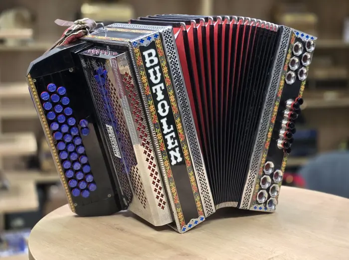 Rabljena harmonika Butolen C-F-B 36