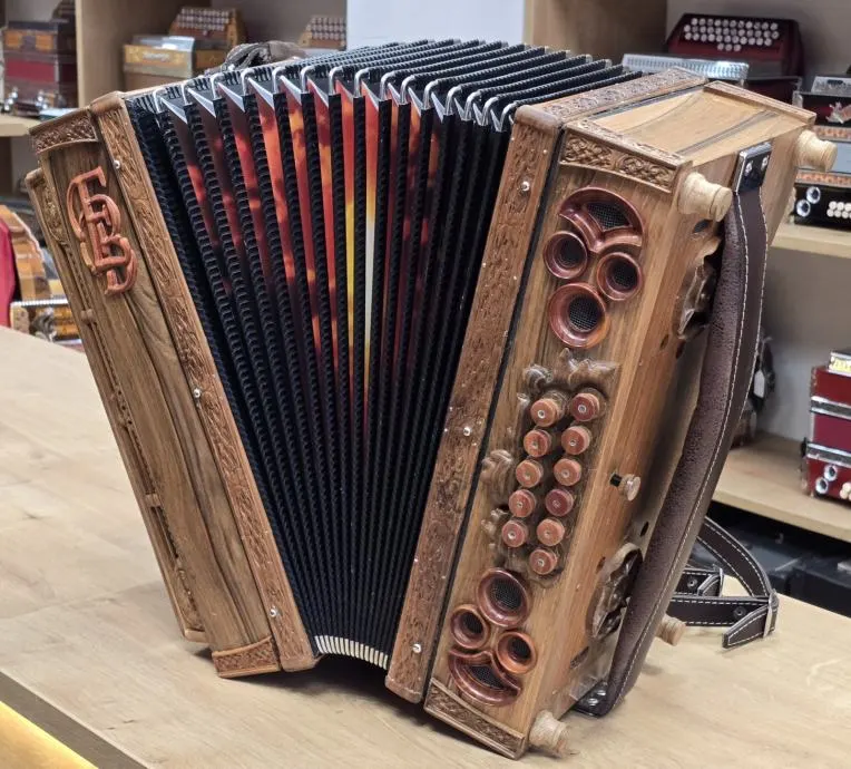 Rabljena harmonika Eb C-F-B 38 – fotografija 2