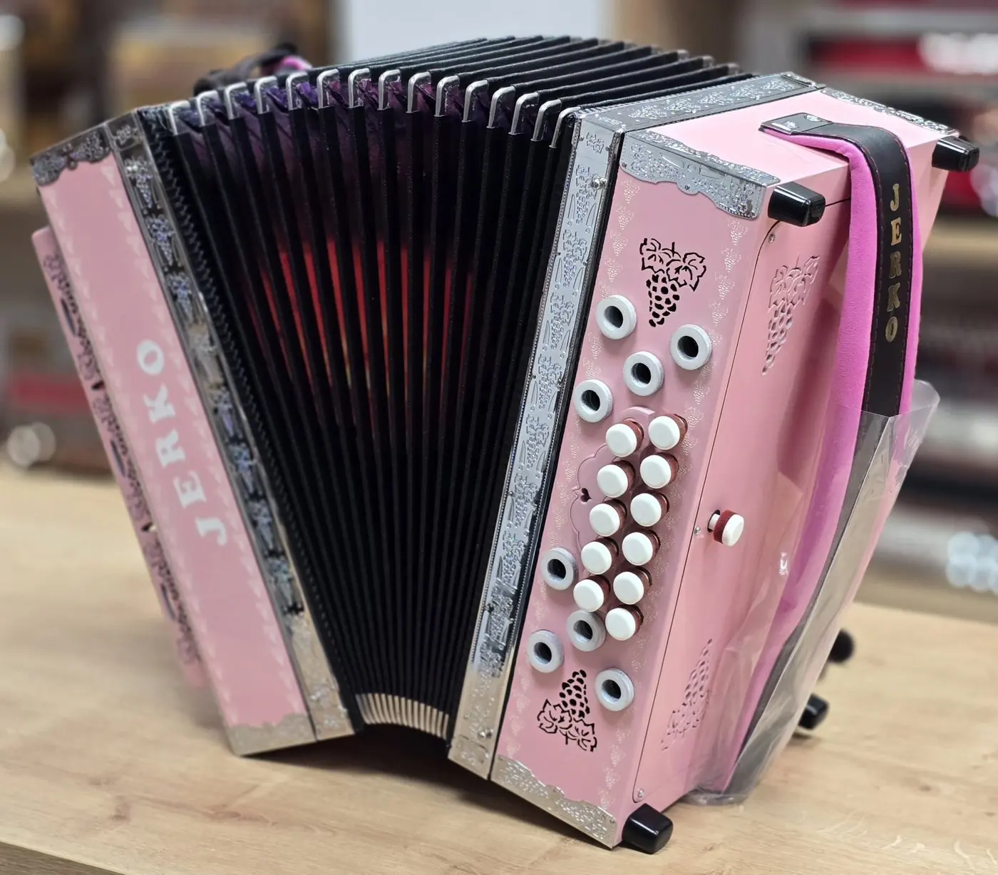 Nova harmonika Jerko C-F-B 34 – fotografija 3