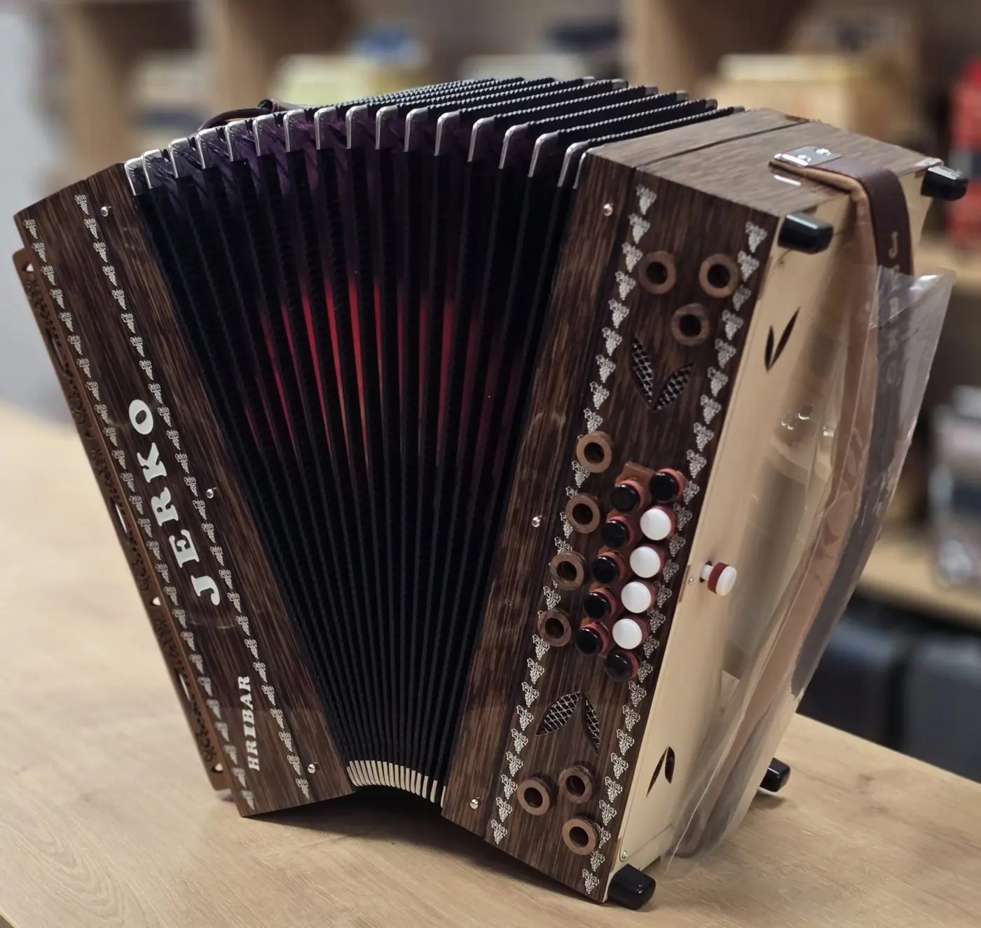 Nova harmonika Jerko C-F-B 38 – fotografija 2